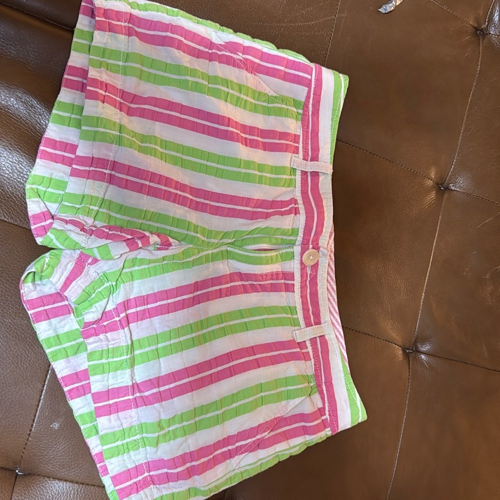 Lilly Pulitzer shorts, women’s size 4